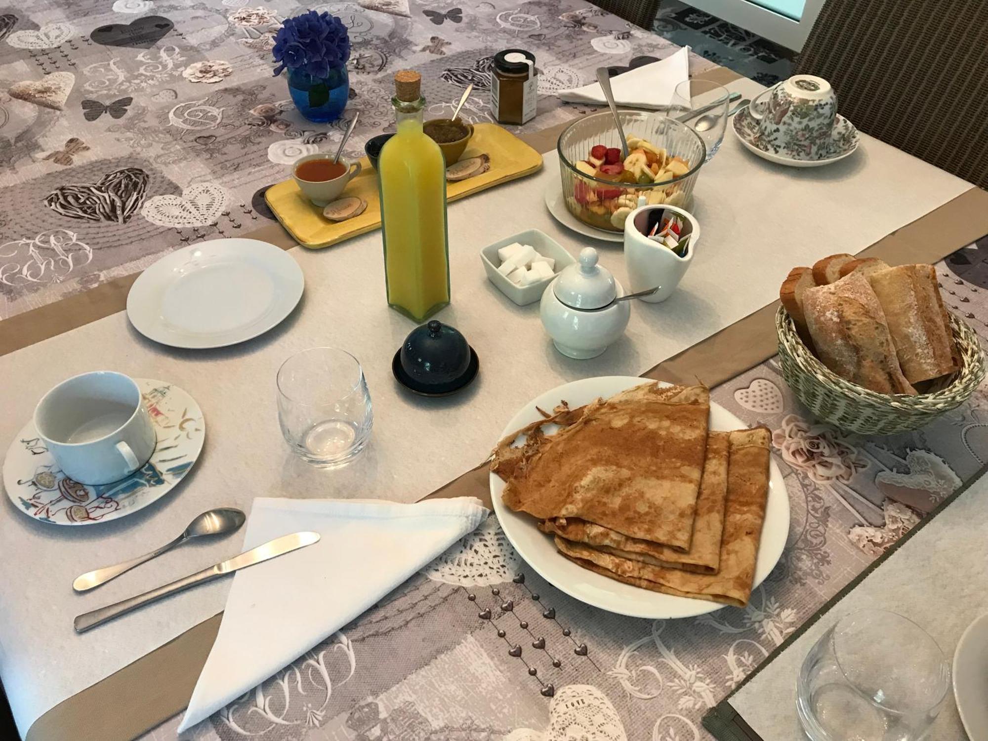 Le Pas Du Faon Panzió Caudan Kültér fotó